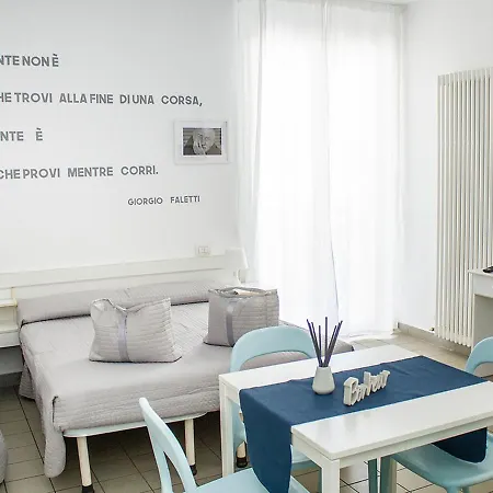 Residenza Clelia Aparthotel 3*