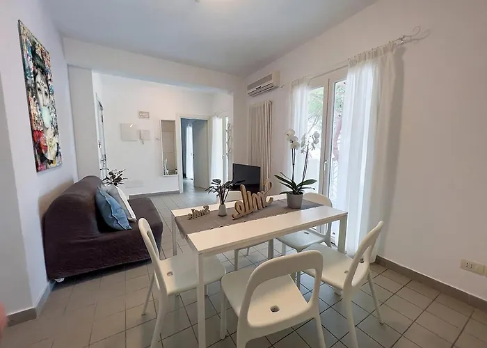 Residenza Clelia ריצ'יונה